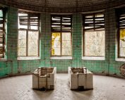 ©Baum&Zeit Baumkronenpfad Beelitz-Heilstätten Chirurgie Badesaal